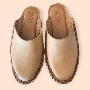 Mohinder Natural Leather Slides